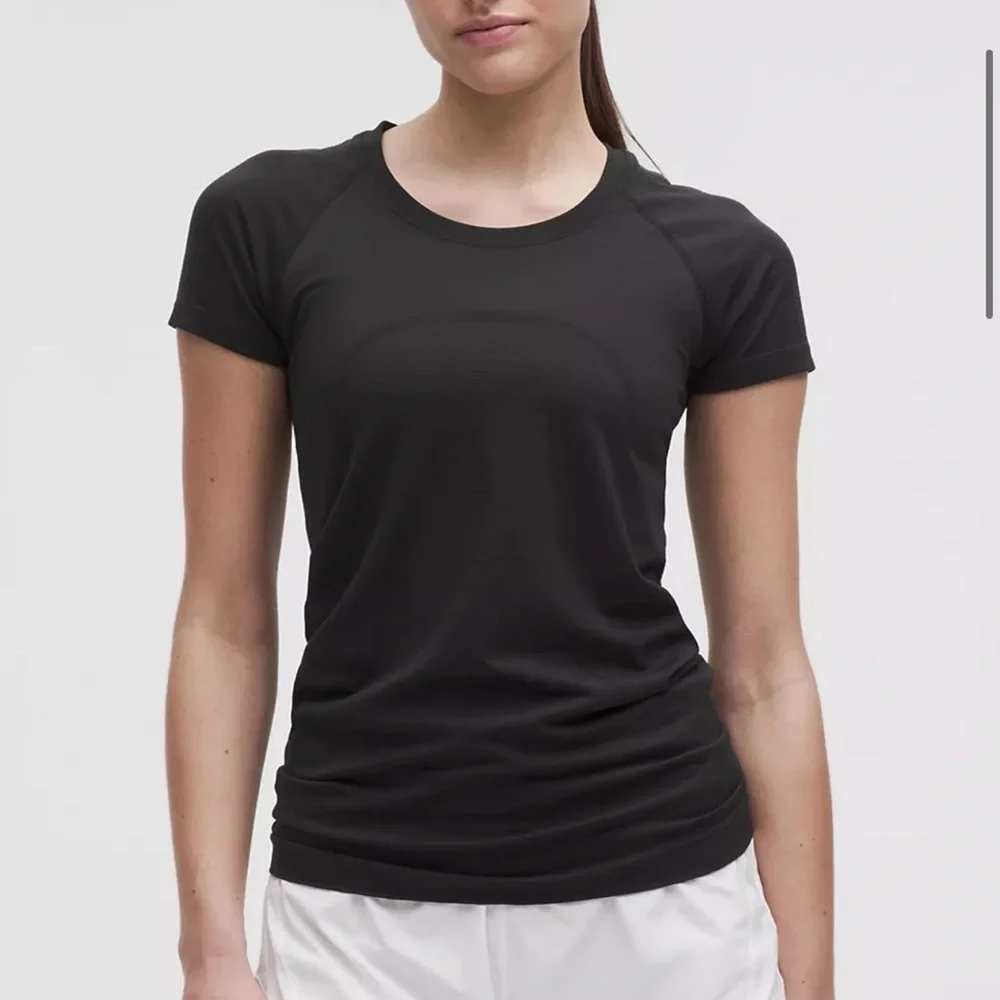 Lululemon Athletica Swiftly Classic Black Short-Sleeve Women's Tee medium - Picture 1 of 9